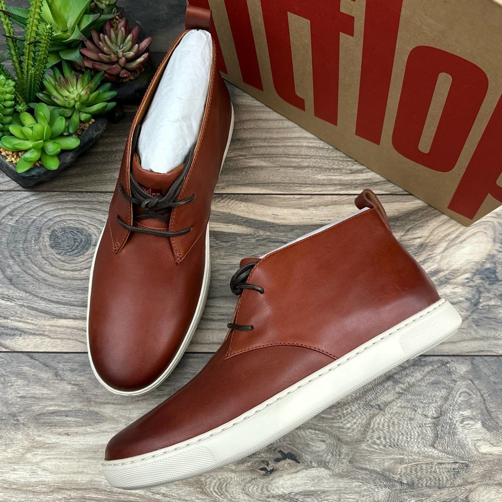 NIB FitFlop Zackery 11 44 Dark Red Chukka Ankle Boots Leather